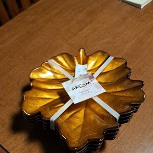 Akcam Gold Leaf-Shaped Plates 4ct